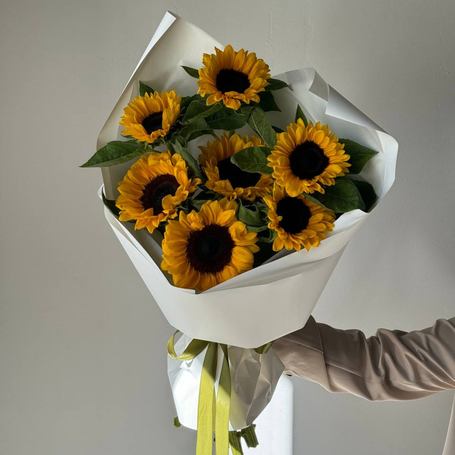 Букет из 7 подсолнухов