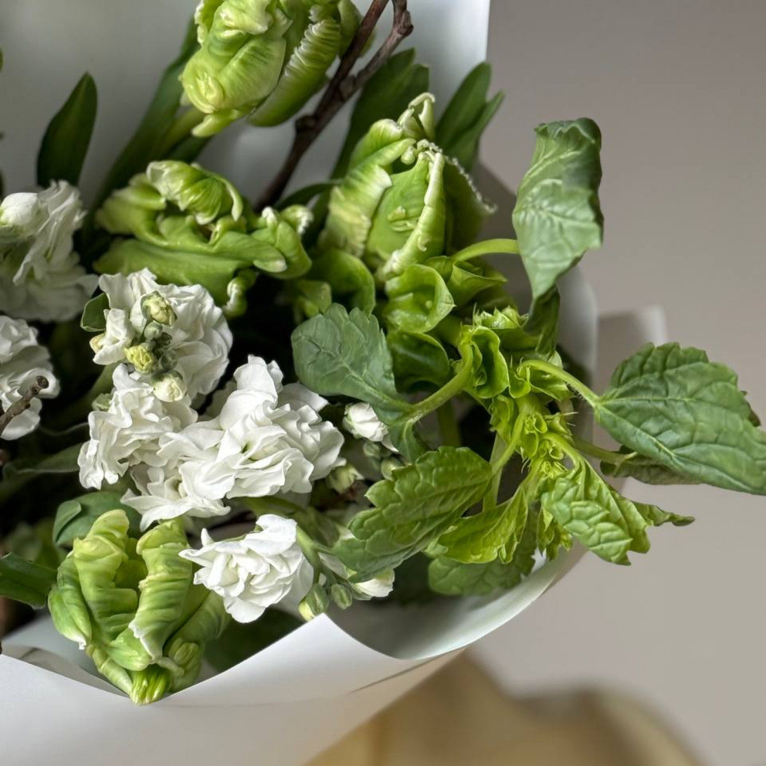 Авторский весенний букет 189