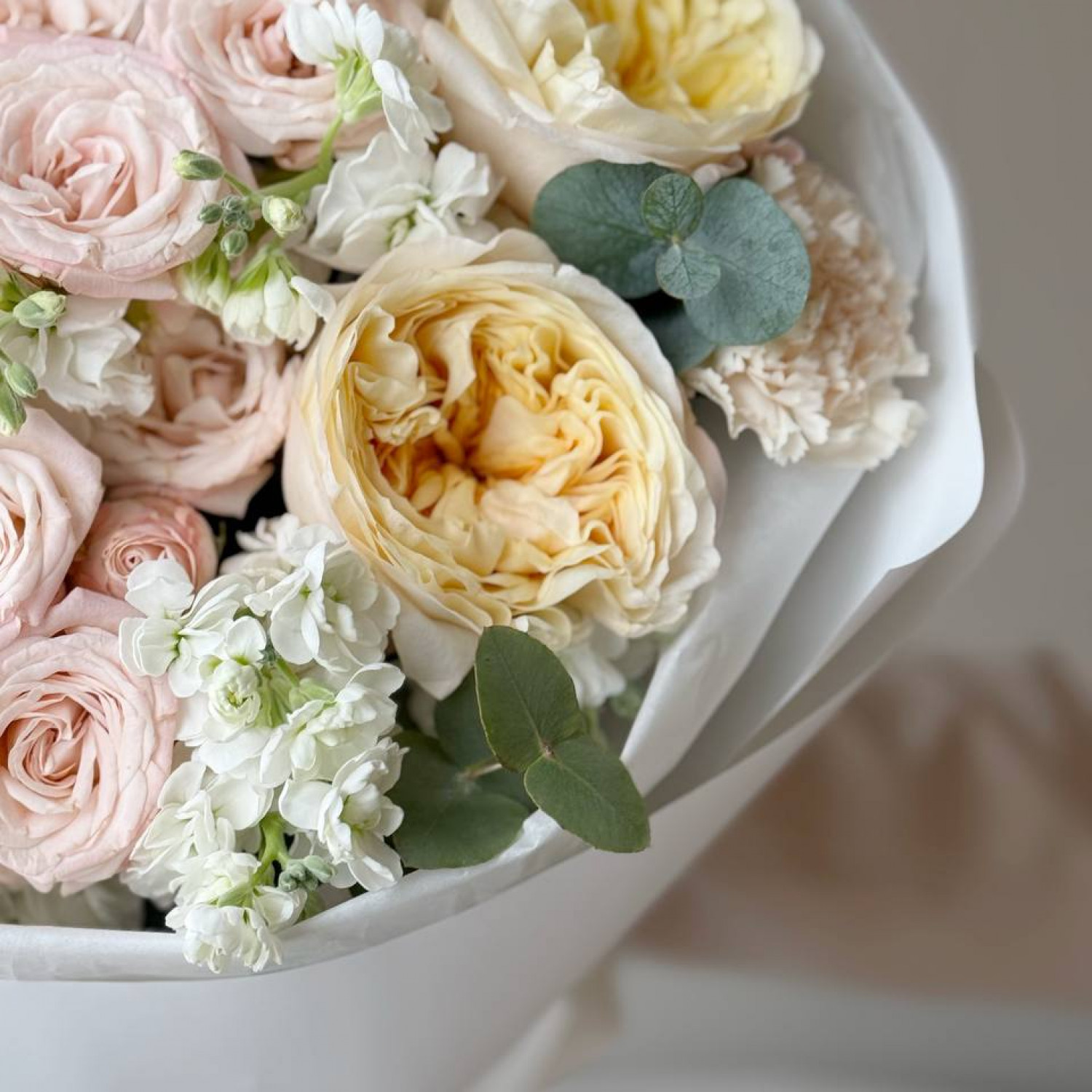 Авторский букет с пионовидными розами 186