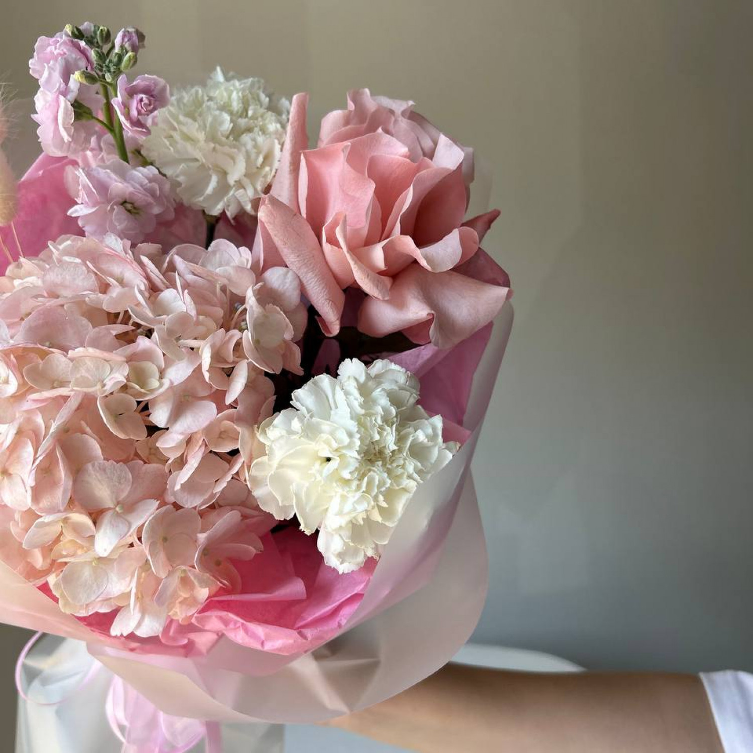 Авторский букет с гортензией  №101