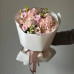 Авторский букет в нежной гамме