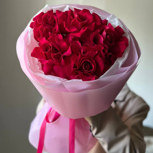 Монобукет из 5 малиновых Французских вывернутых роз