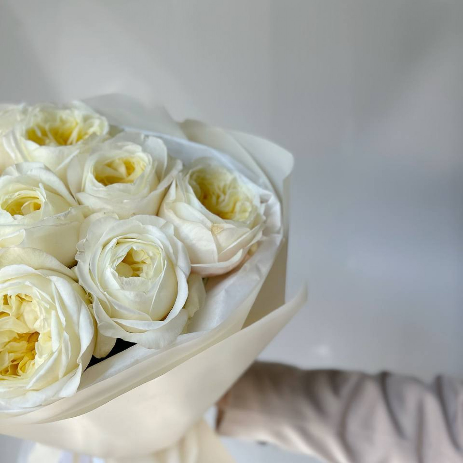 Монобукет из пионовидных роз №42